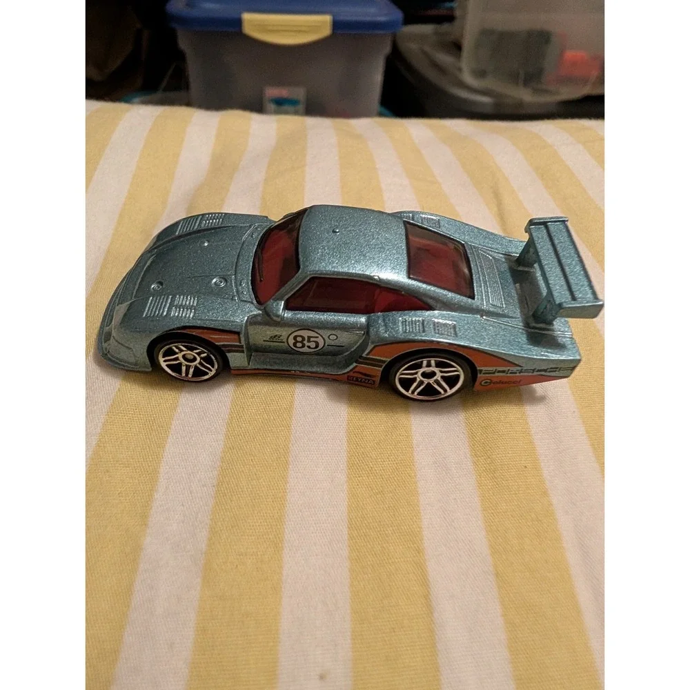 Rare Hot Wheels Porsche 911 993 GT2 silver Porsche Combine postage